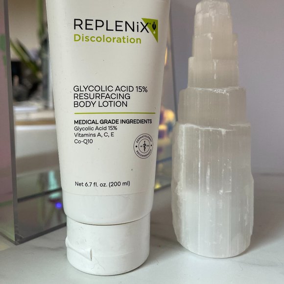 REPLENIX Glycolic Acid 15% Resurfacing Body Lotion